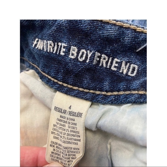 AMERICAN EAGLE OUTFITTERS BOYFRIEND DARK WASH JEANS - Picture 3 of 4